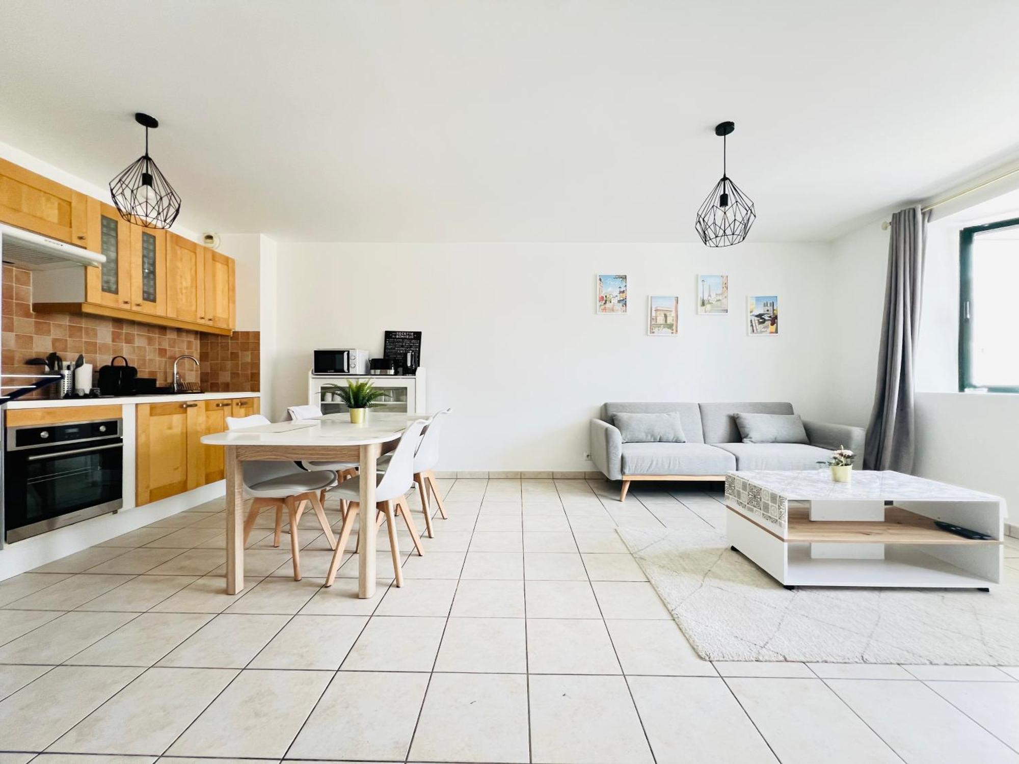 Appartement Coquelicot 25Km Paris Et Disney Pontault-Combault Εξωτερικό φωτογραφία